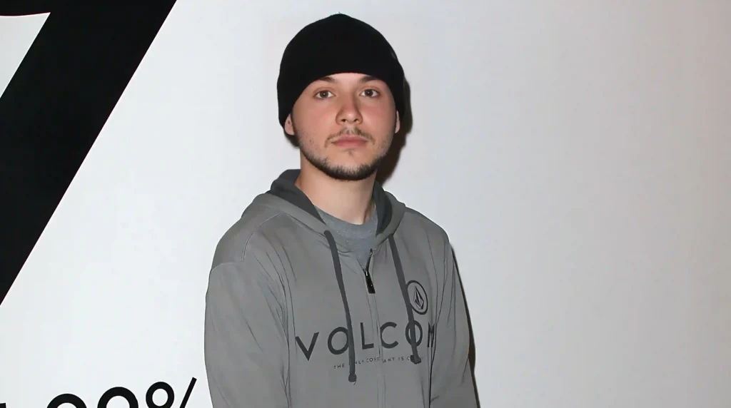 Tim Pool Net Worth 2024 - Age, Wife, Height, Facts & Biography!